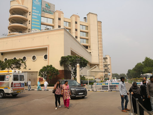 Indraprastha Apollo Hospital, Delhi