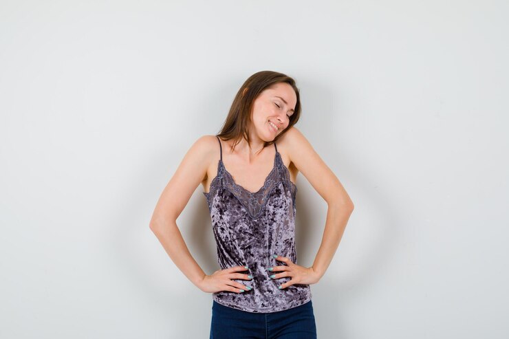 expressive-young-lady-posing-studio